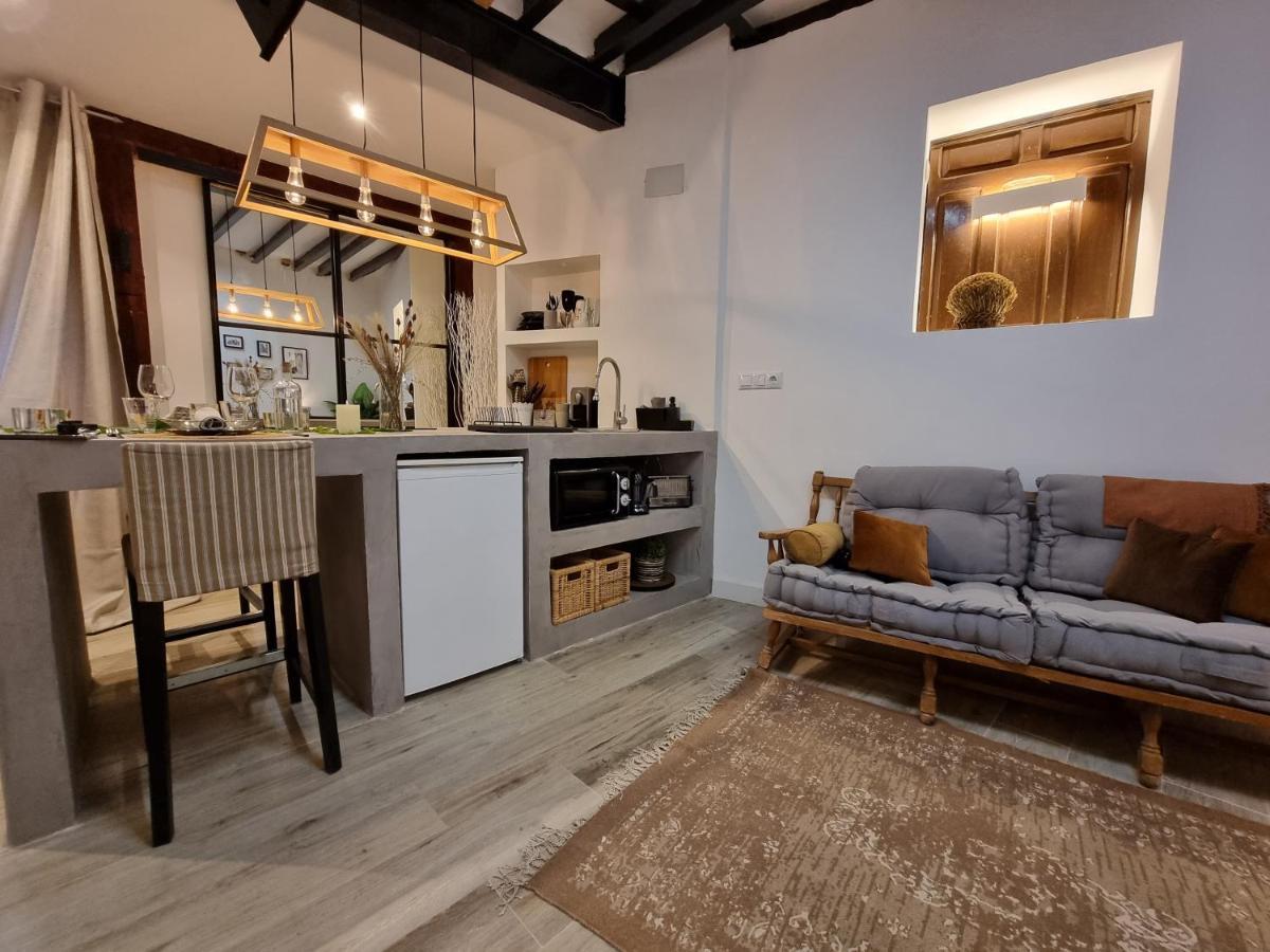 Lofts Amantes De Toledo -Loft Sagrario Lägenhet Exteriör bild